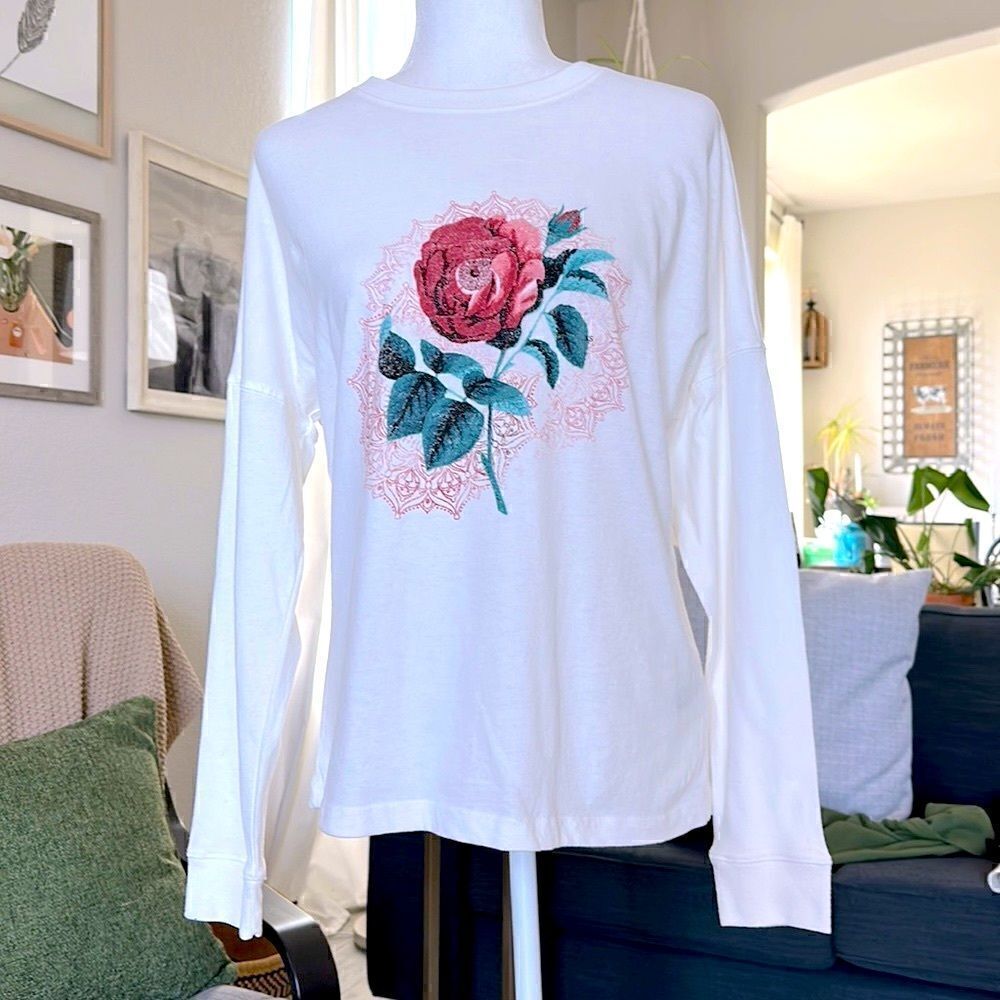 NWT Aeropostale Long Sleeve Tee Rose Print Crew Neck Floral Loose Fit Ivory XS